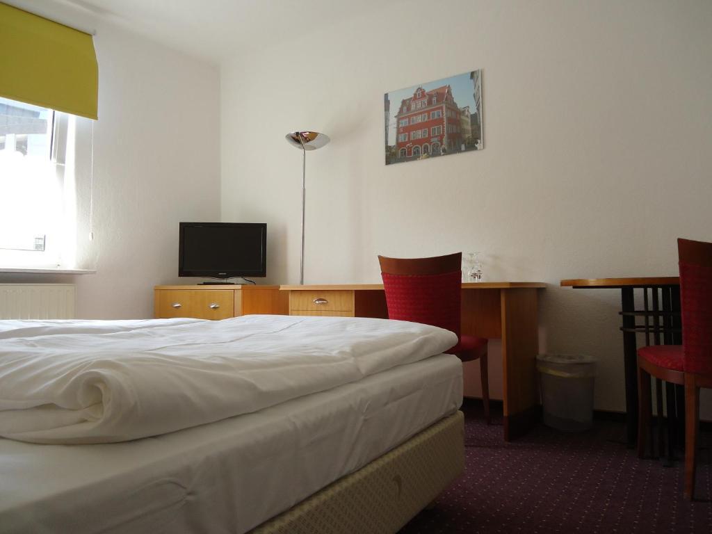 Hotel Schweizer Hof Halle  Bagian luar foto