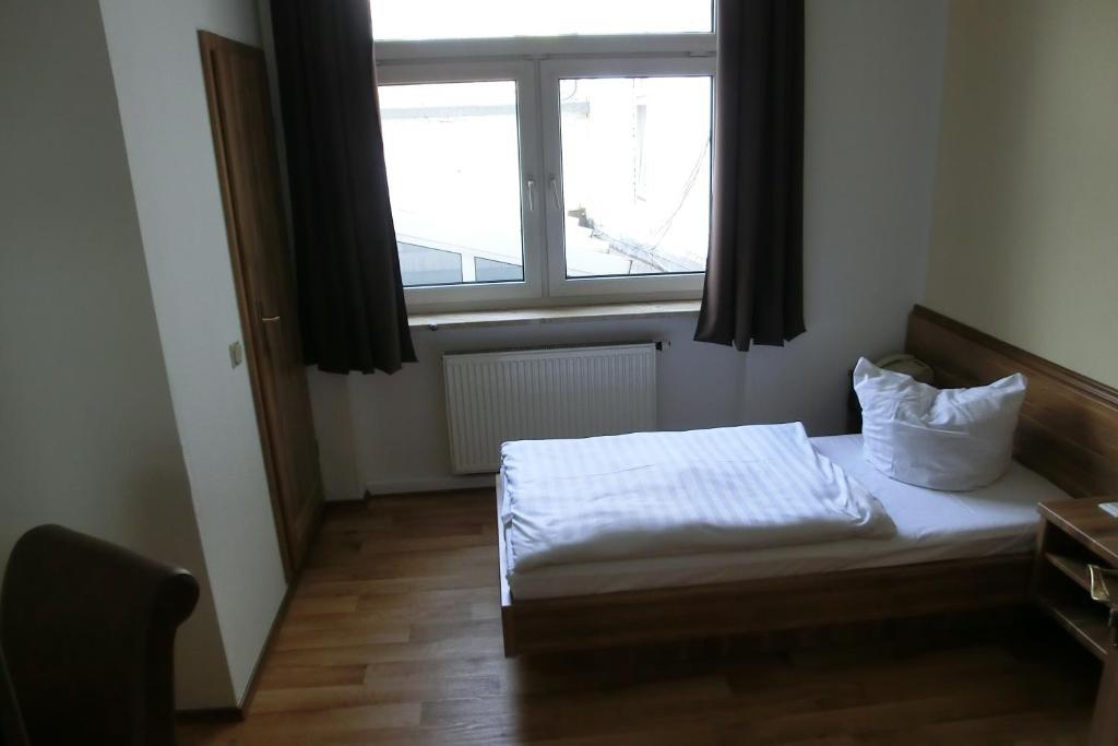 Hotel Schweizer Hof Halle  Ruang foto