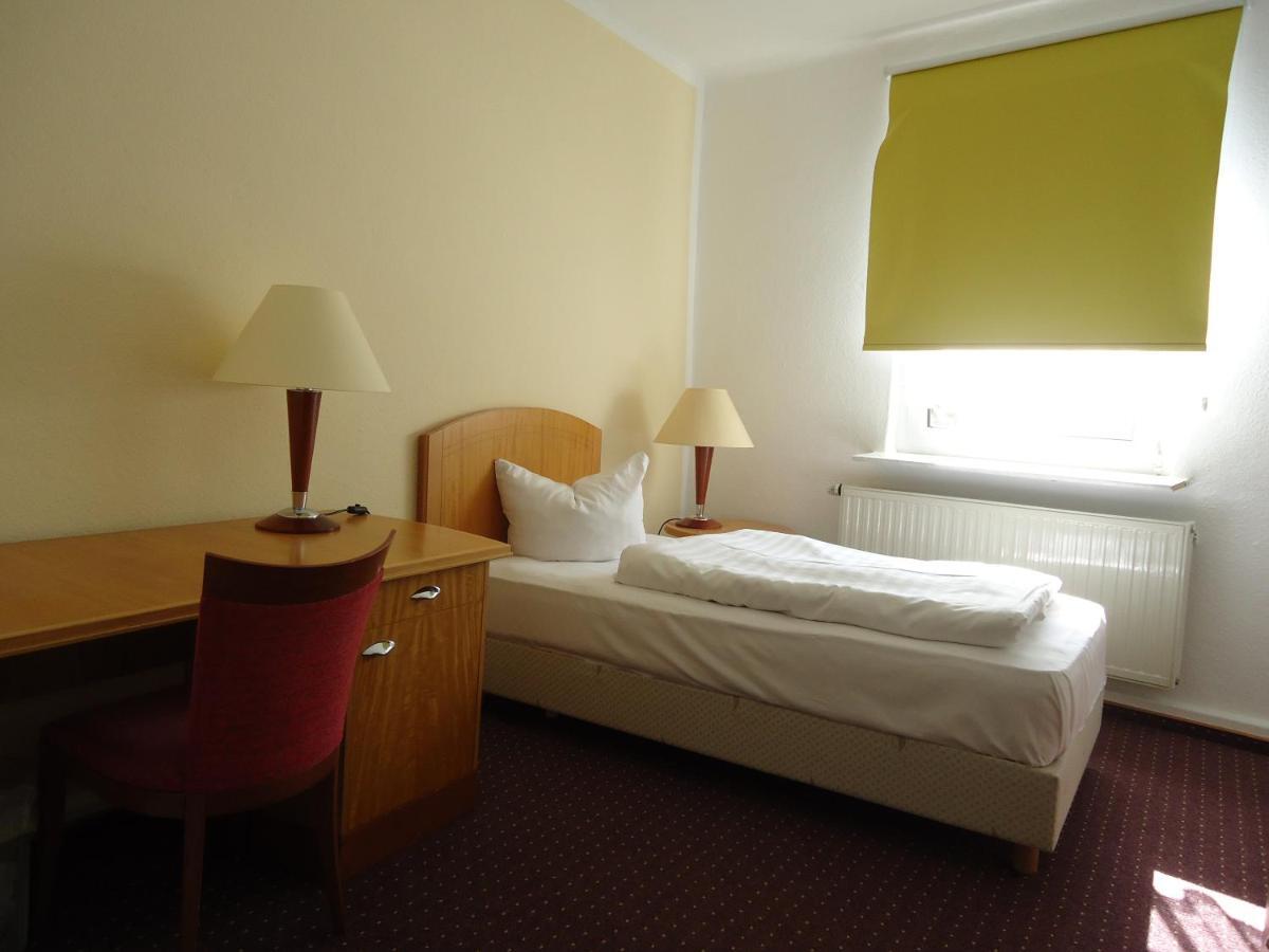 Hotel Schweizer Hof Halle  Bagian luar foto